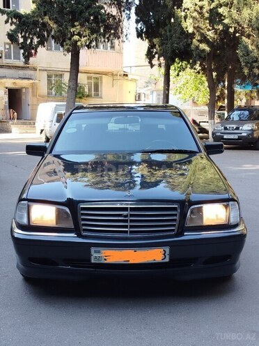 Mercedes C 180-4