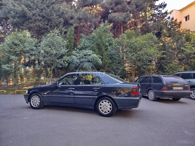 Mercedes C 180-11