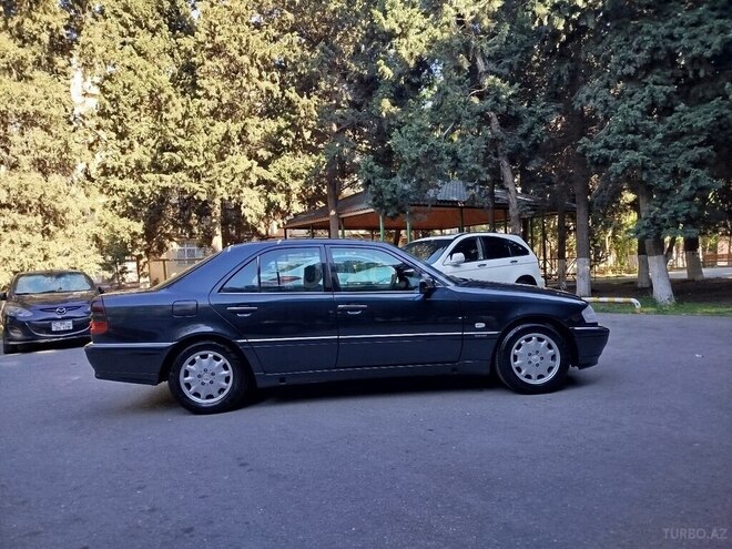 Mercedes C 180-12