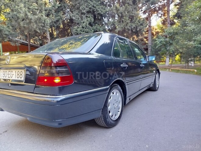 Mercedes C 180-13