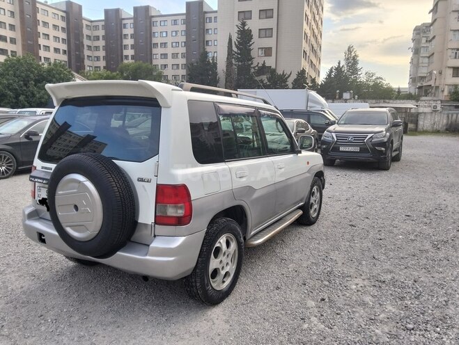 Mitsubishi Pajero io 2001, 286,085 km - 2.0 l - Bakı