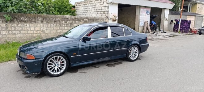 BMW 540 1997, 185,740 km - 4.4 l - Qazax