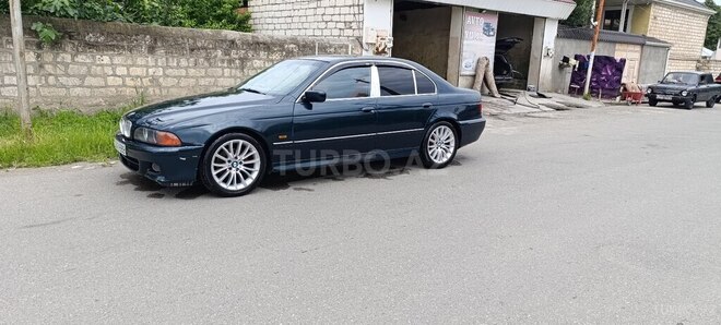 BMW 540 1997, 185,740 km - 4.4 l - Qazax