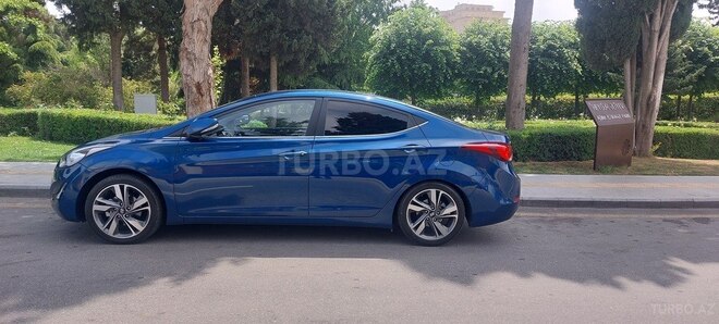Hyundai Elantra 2015, 122,000 km - 1.8 l - Bakı