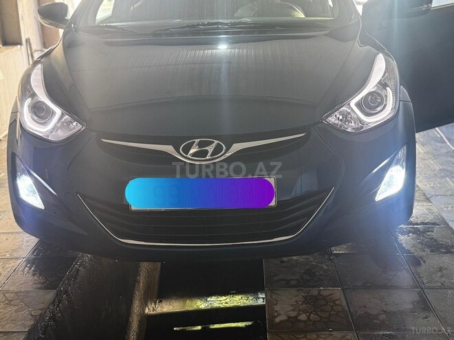 Hyundai Elantra 2015, 122,000 km - 1.8 l - Bakı