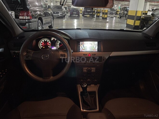 Opel Astra 2005, 202,000 km - 1.4 l - Bakı