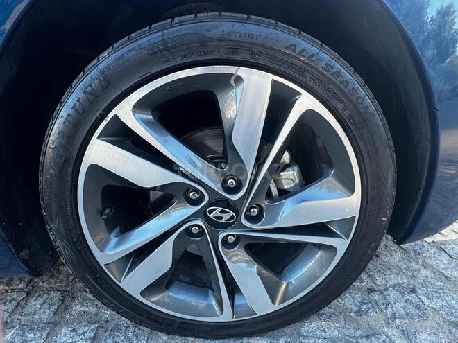 Hyundai Elantra 2015, 122,000 km - 1.8 l - Bakı