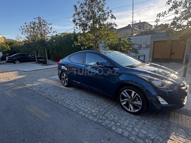 Hyundai Elantra 2015, 122,000 km - 1.8 l - Bakı