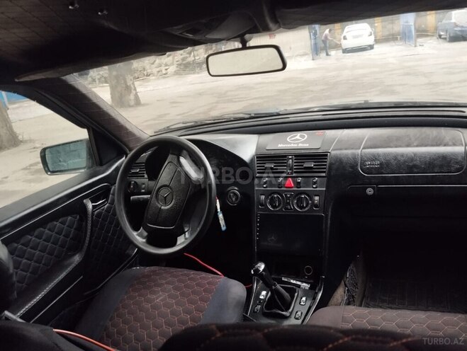 Mercedes C 220 1995, 111,111 km - 2.2 l - Bakı