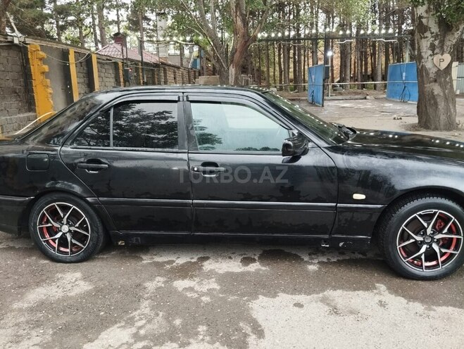 Mercedes C 220 1995, 111,111 km - 2.2 l - Bakı
