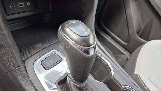 Chevrolet Equinox-21