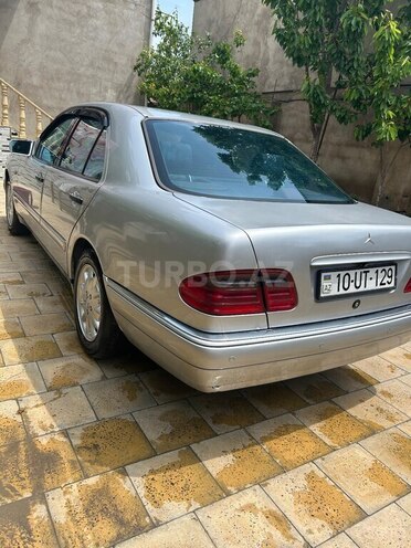Mercedes E 230 1996, 155,000 km - 2.3 л - Bakı