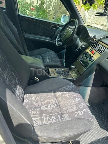 Mercedes E 230 1996, 155,000 km - 2.3 л - Bakı
