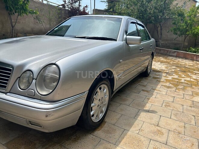 Mercedes E 230 1996, 155,000 km - 2.3 л - Bakı