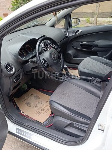 Opel Corsa 2013, 168,000 km - 1.4 l - Şirvan