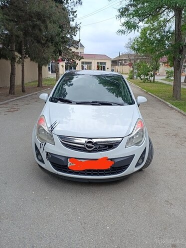 Opel Corsa 2013, 168,000 km - 1.4 l - Şirvan