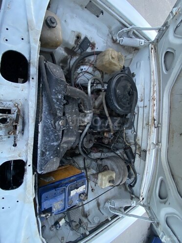 GAZ 24 1990, 18,500 km - 2.5 л - İmişli