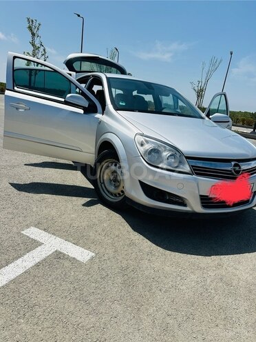 Opel Astra 2008, 260,000 km - 1.3 l - Bakı