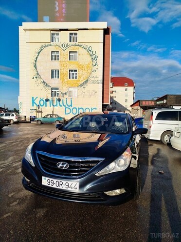 Hyundai Sonata 2011, 180,000 km - 2.4 l - Quba
