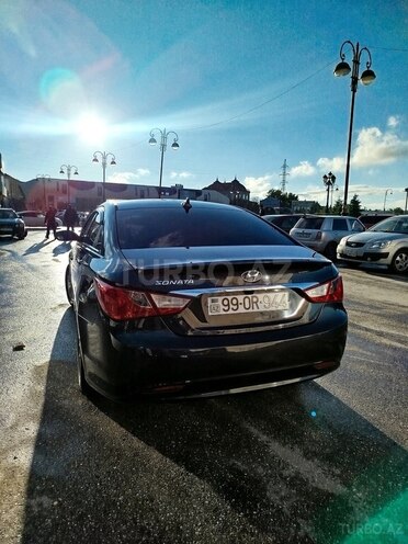 Hyundai Sonata 2011, 180,000 km - 2.4 l - Quba
