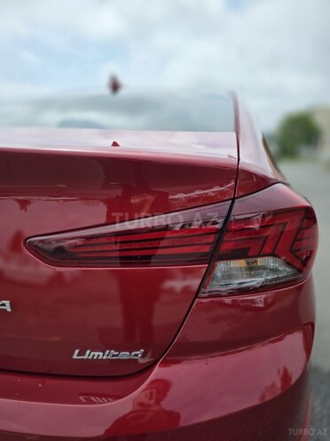 Hyundai Elantra 2019, 86,000 km - 2.0 л - Bakı