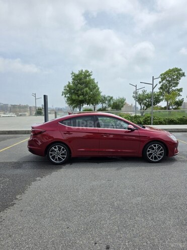 Hyundai Elantra 2019, 86,000 km - 2.0 л - Bakı