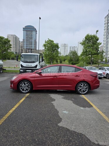 Hyundai Elantra 2019, 86,000 km - 2.0 л - Bakı