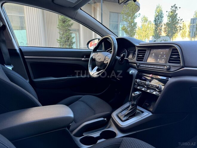 Hyundai Elantra 2019, 49,000 km - 2.0 l - Bakı