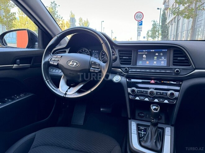 Hyundai Elantra 2019, 49,000 km - 2.0 l - Bakı