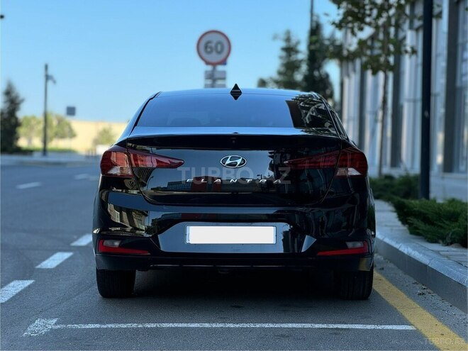 Hyundai Elantra 2019, 49,000 km - 2.0 l - Bakı