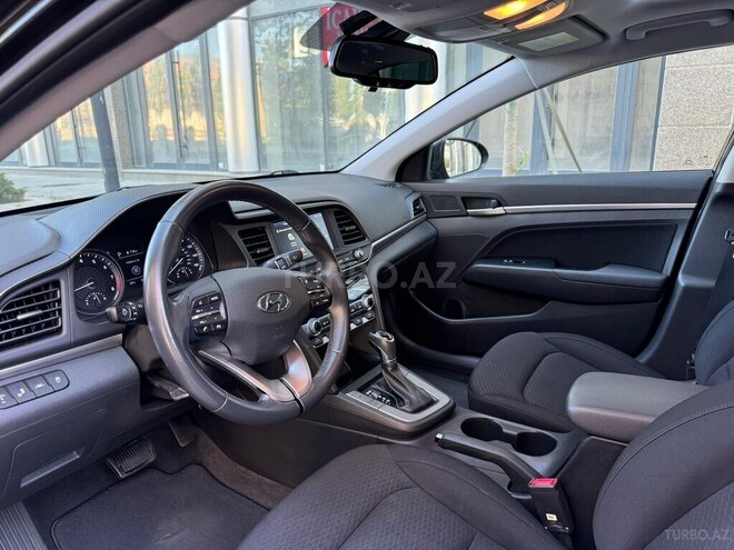 Hyundai Elantra 2019, 49,000 km - 2.0 l - Bakı