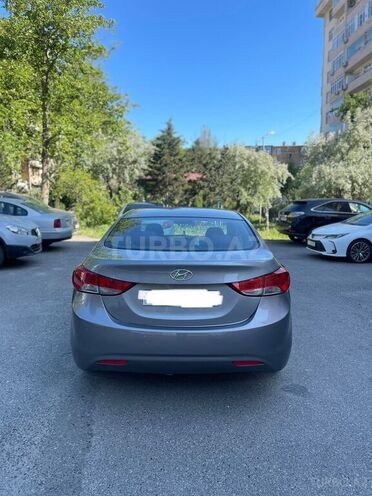 Hyundai Elantra 2011, 200,000 km - 1.8 l - Bakı