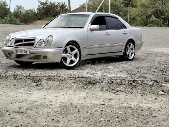 Mercedes E 280 1999, 493,966 km - 2.8 l - Şirvan