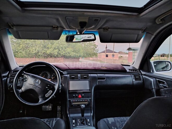 Mercedes E 280 1999, 493,966 km - 2.8 l - Şirvan
