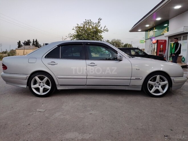 Mercedes E 280 1999, 493,966 km - 2.8 l - Şirvan