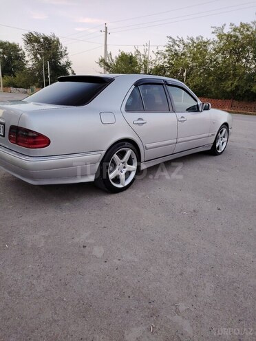 Mercedes E 280 1999, 493,966 km - 2.8 l - Şirvan