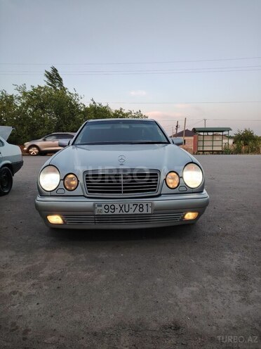 Mercedes E 280 1999, 493,966 km - 2.8 l - Şirvan