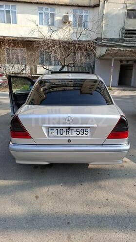 Mercedes C 240 2000, 320,516 km - 2.4 l - Bakı