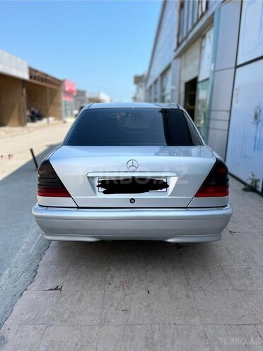 Mercedes C 220 1999, 580,000 km - 2.2 l - Bakı