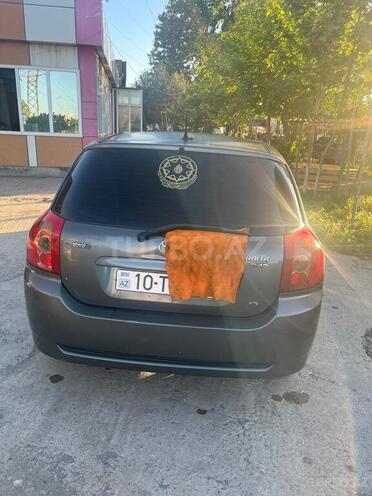 Toyota Corolla 2005, 248,000 km - 1.4 l - Bakı