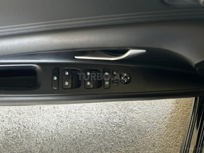 Hyundai Elantra 2022, 61,000 km - 2.0 л - Bakı