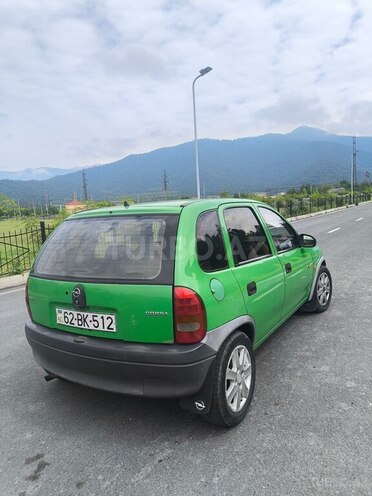 Opel Corsa 1997, 198,000 km - 1.4 l - Zaqatala
