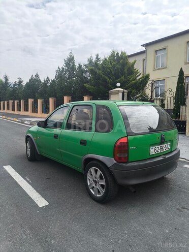 Opel Corsa 1997, 198,000 km - 1.4 l - Zaqatala
