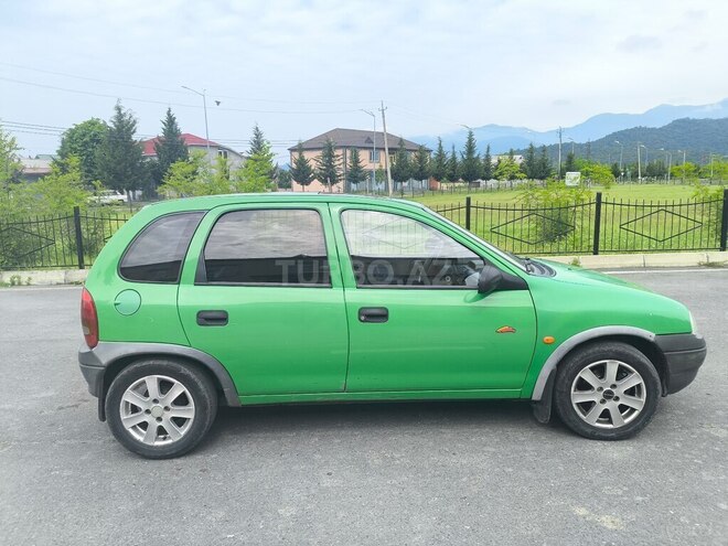 Opel Corsa 1997, 198,000 km - 1.4 l - Zaqatala