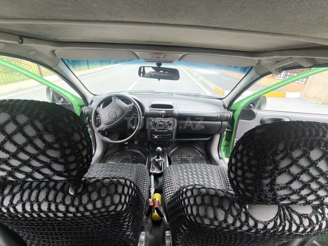 Opel Corsa 1997, 198,000 km - 1.4 l - Zaqatala