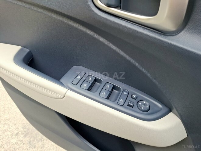 Hyundai Venue 2024, 8,000 km - 1.6 l - Bakı