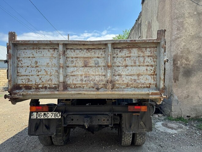 ZIL 130 1993, 400,000 km - 6.0 l - Mingəçevir