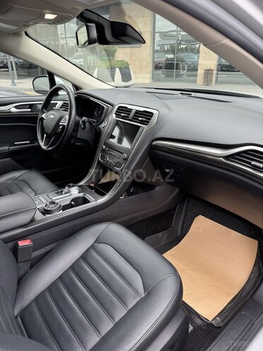 Ford Fusion (North America) 2017, 143,000 km - 2.0 л - Bakı