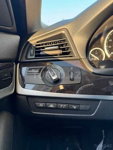 BMW 528 2015, 135,000 km - 2.0 l - Bakı