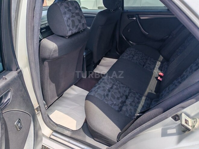 Mercedes C 200 2000, 282,500 km - 2.0 л - Gəncə